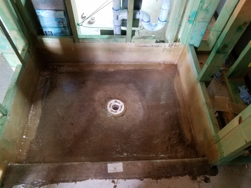 photo of a bathroom before remodeling